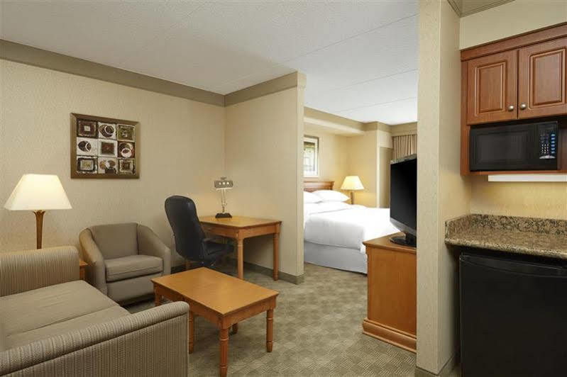 Four Points By Sheraton Kitchener-워털루 외부 사진